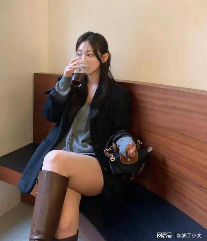 婆甚至都出轨了还是要坚持维持婚姻呢CQ9电子为什么男人不爱自己的老(图1)